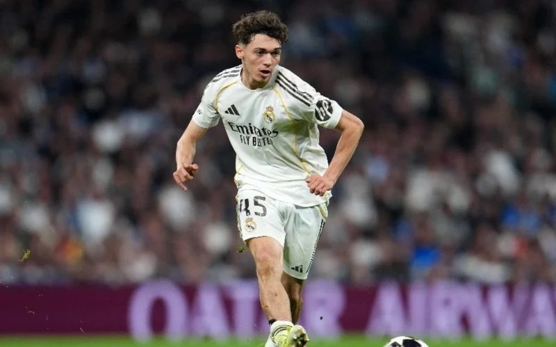 عرض ضخم من الدوري الإنجليزي يستهدف تألق تياجو بيتارش مع ريال مدريد